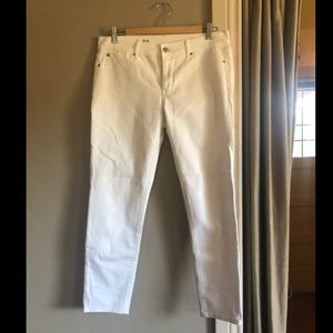 Gap 1969 White Legging Jeans